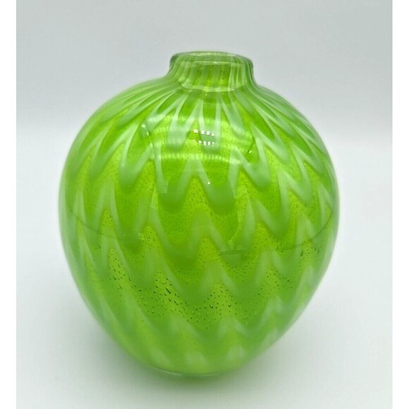 Hand Blown Art Glass Oil Lamp Chartreuse Green Swirl No Wick 4.5" Tall Heavy - Picture 1 of 10